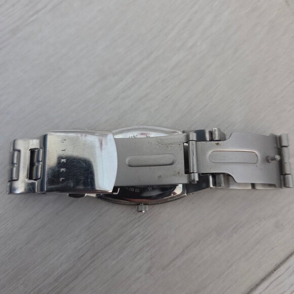 GUESS Analog Watch Womens Silver Wristwatch Bracelet SMALL WRIST - Picture 4 of 7